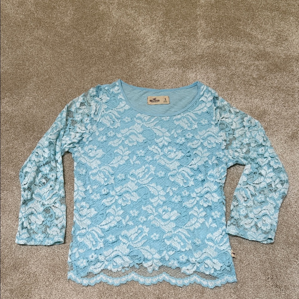 Hollister Light Blue Lace cropped top, blouse, EUC